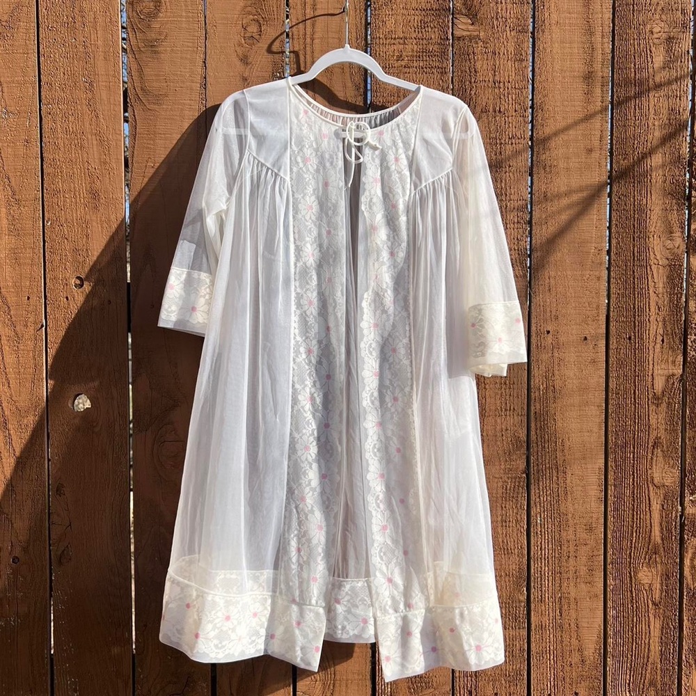 Vintage 60s Sears Nylon Lace Peignoir Robe Duster Feminine Coquette Bridal